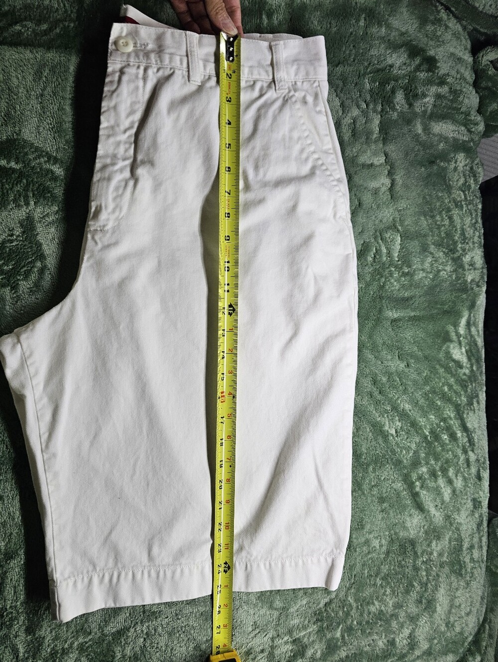 Vintage Men's UNIONBAY White Cotton Streetwear Skater Long Shorts - Wide-Leg Fit